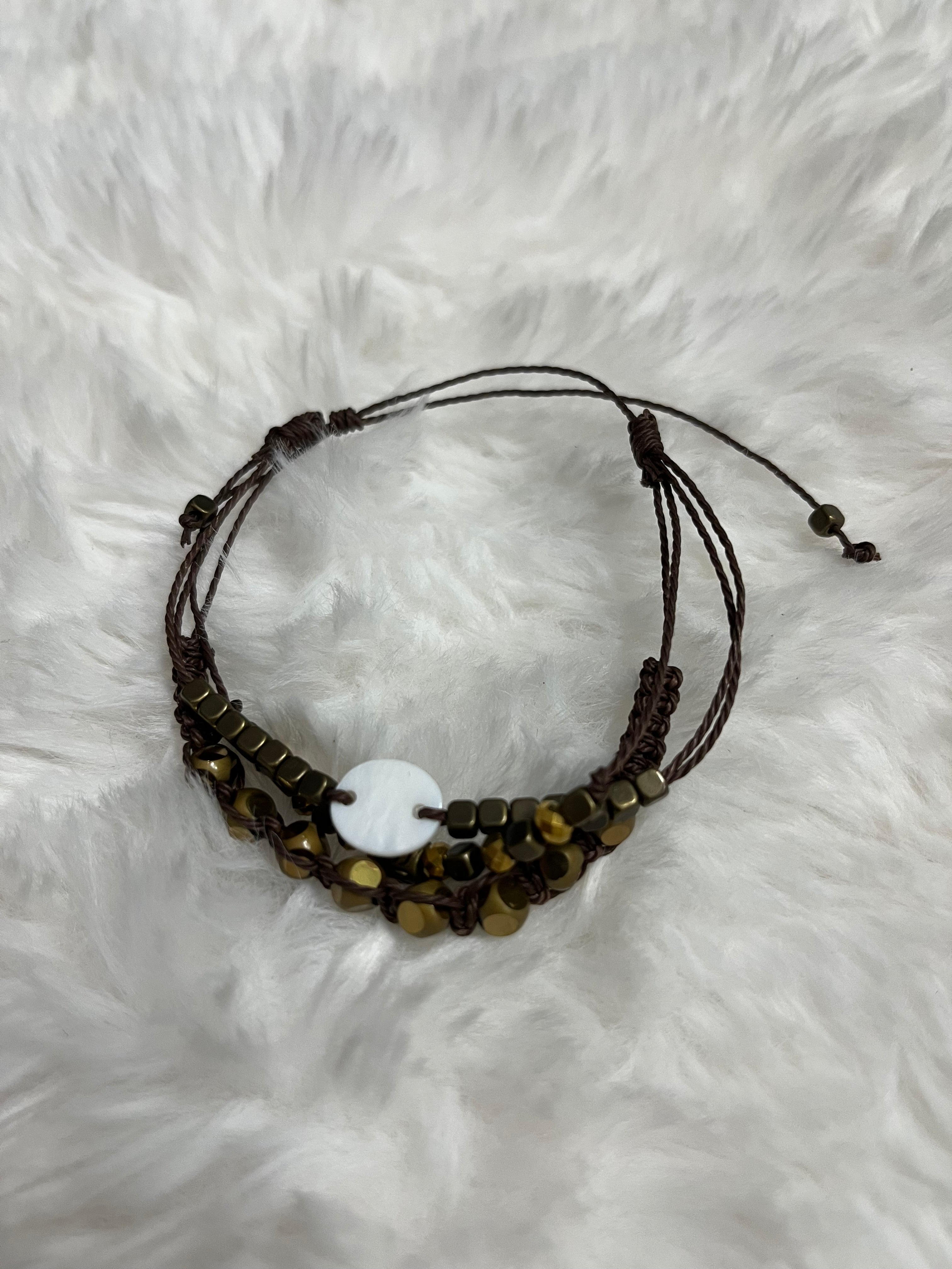 Trendy Tourist Paparazzi Bracelet