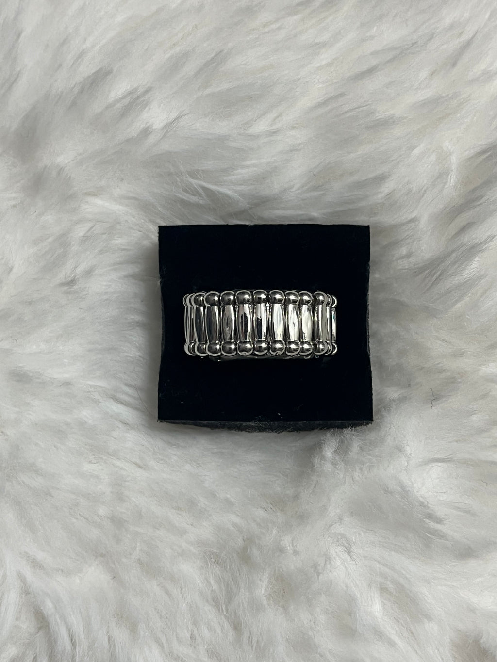 Fond Regard Paparazzi Ring