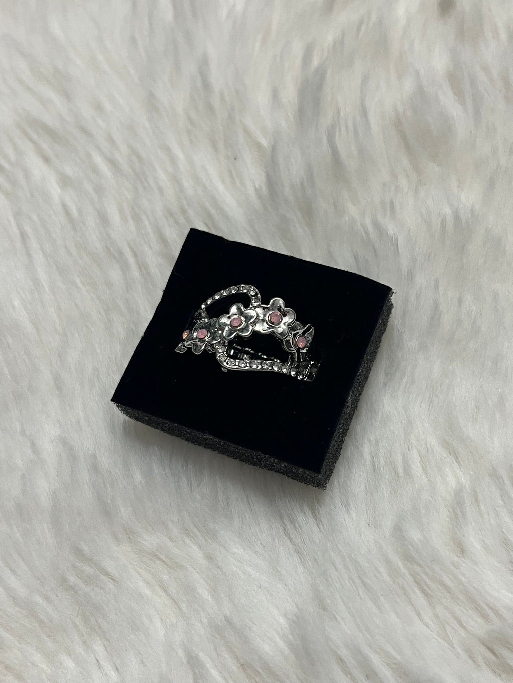 Captivating Corsage Paparazzi Ring