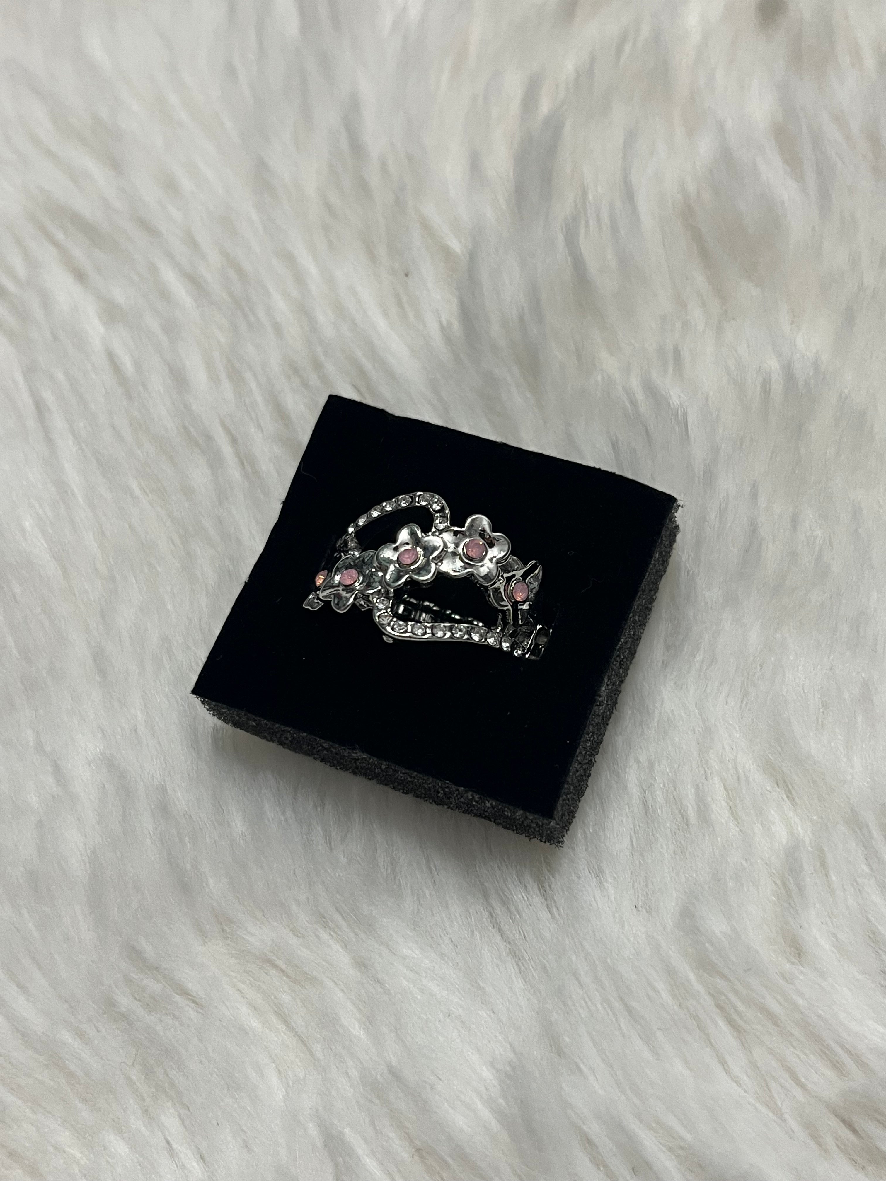 Captivating Corsage Paparazzi Ring