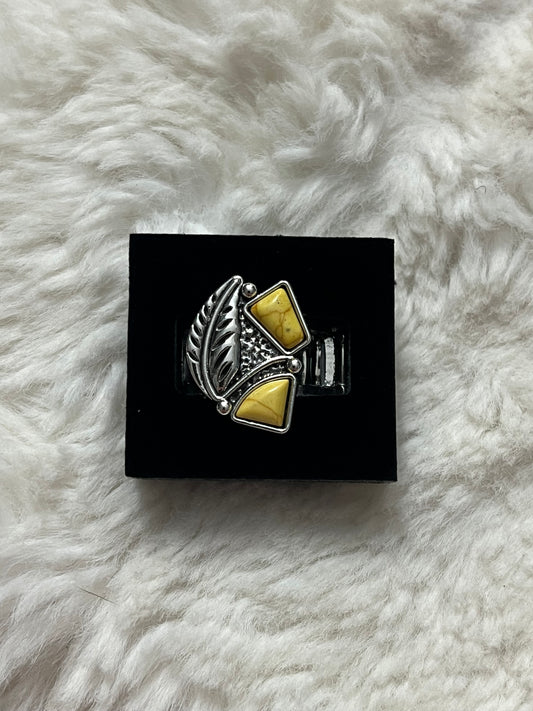 Feather Paparazzi Ring