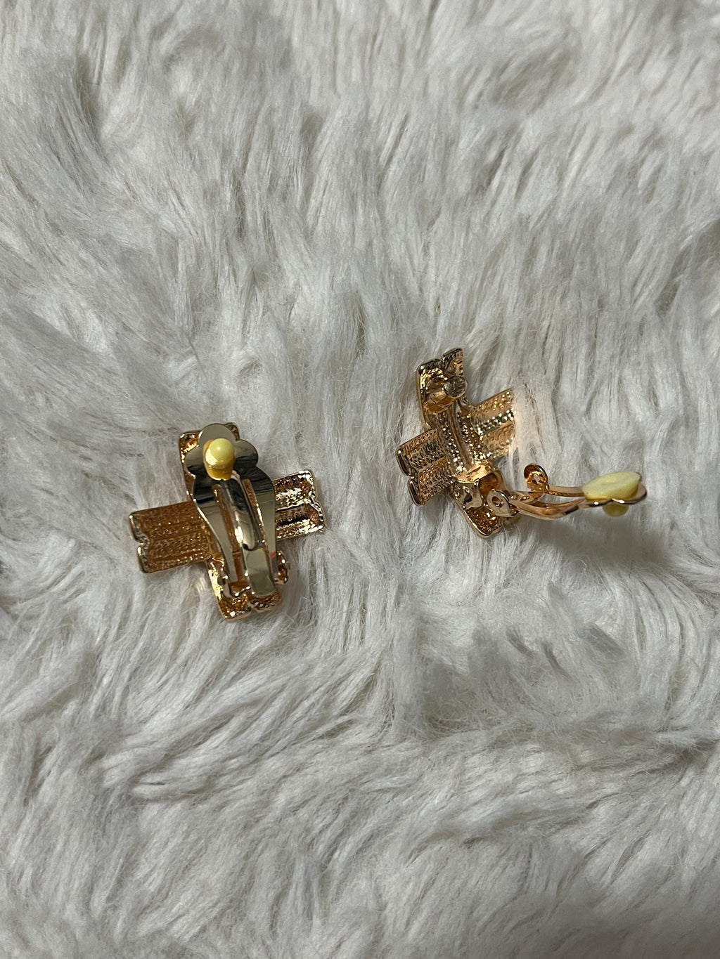 Couture Crossover Paparazzi Clip On Earrings