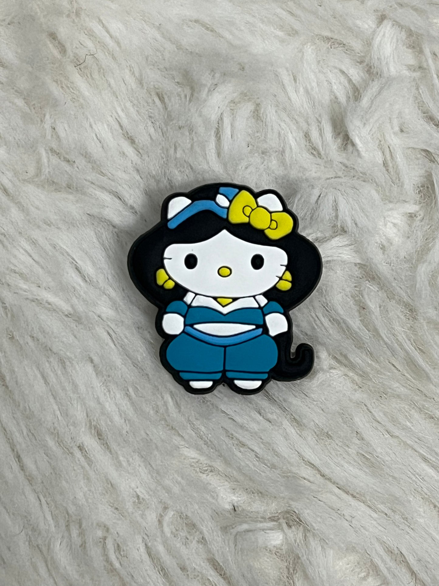 Hello Kitty (Character) Shoe Charms