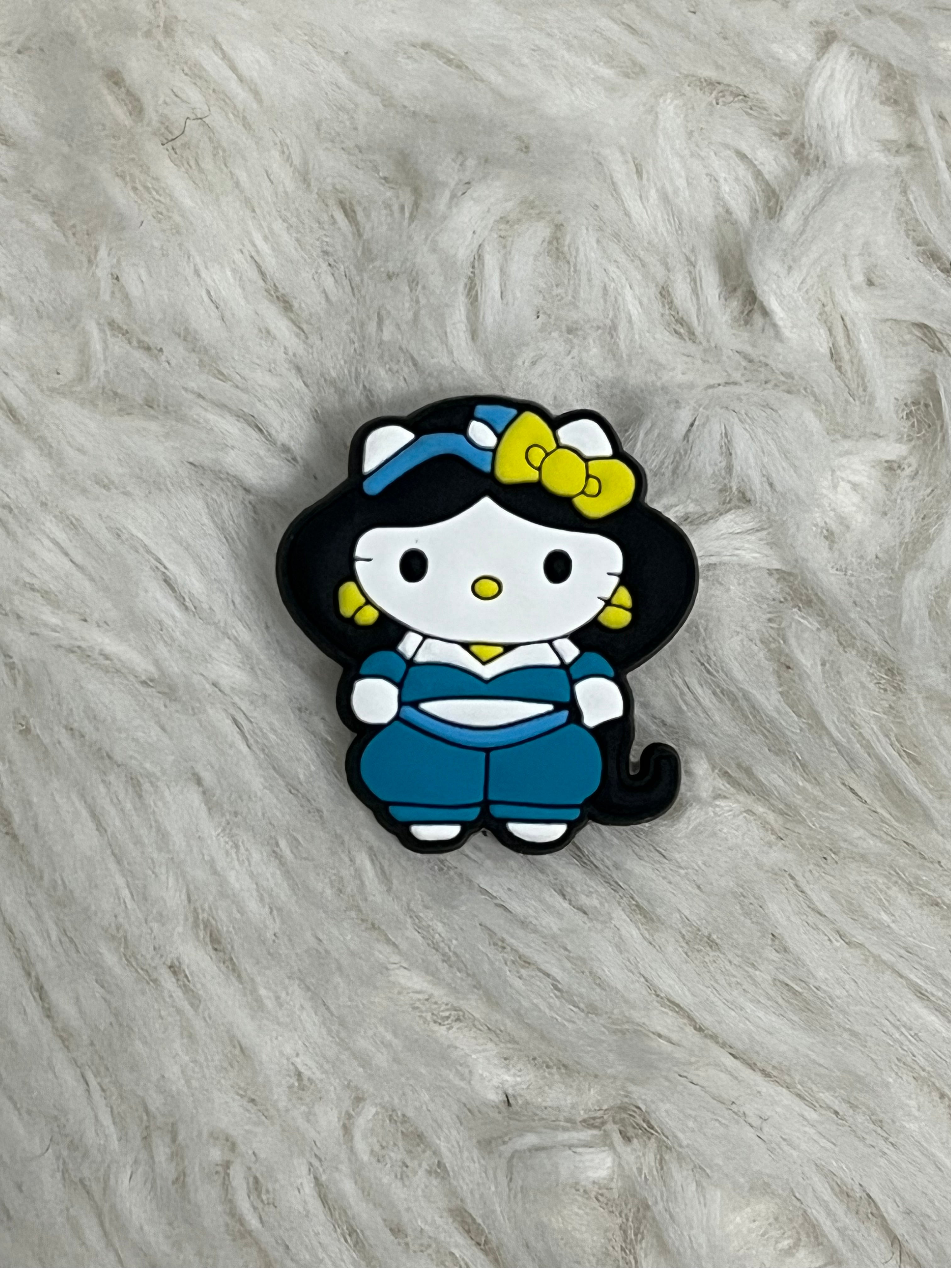 Hello Kitty (Character) Shoe Charms