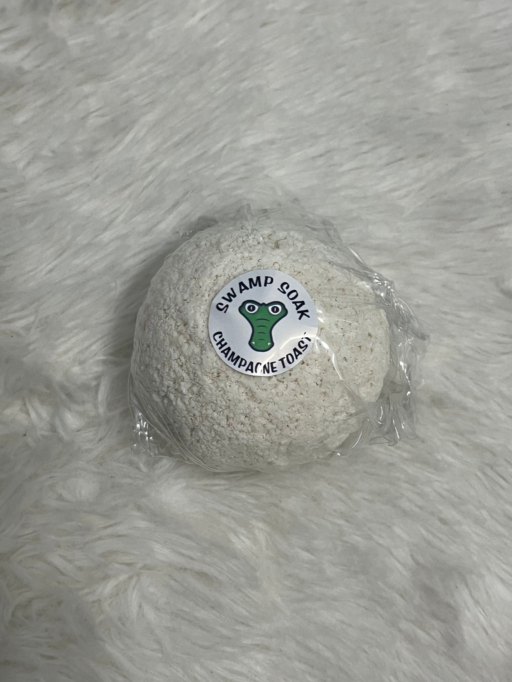 Champagne Toast Bath Bomb