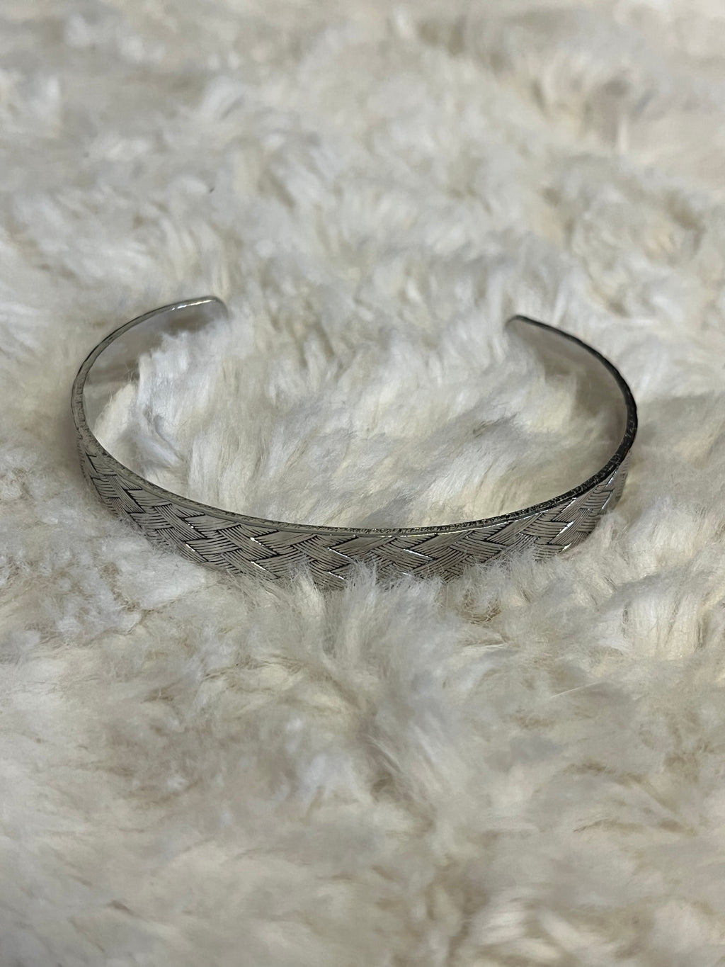 Mind Games Paparazzi Cuff