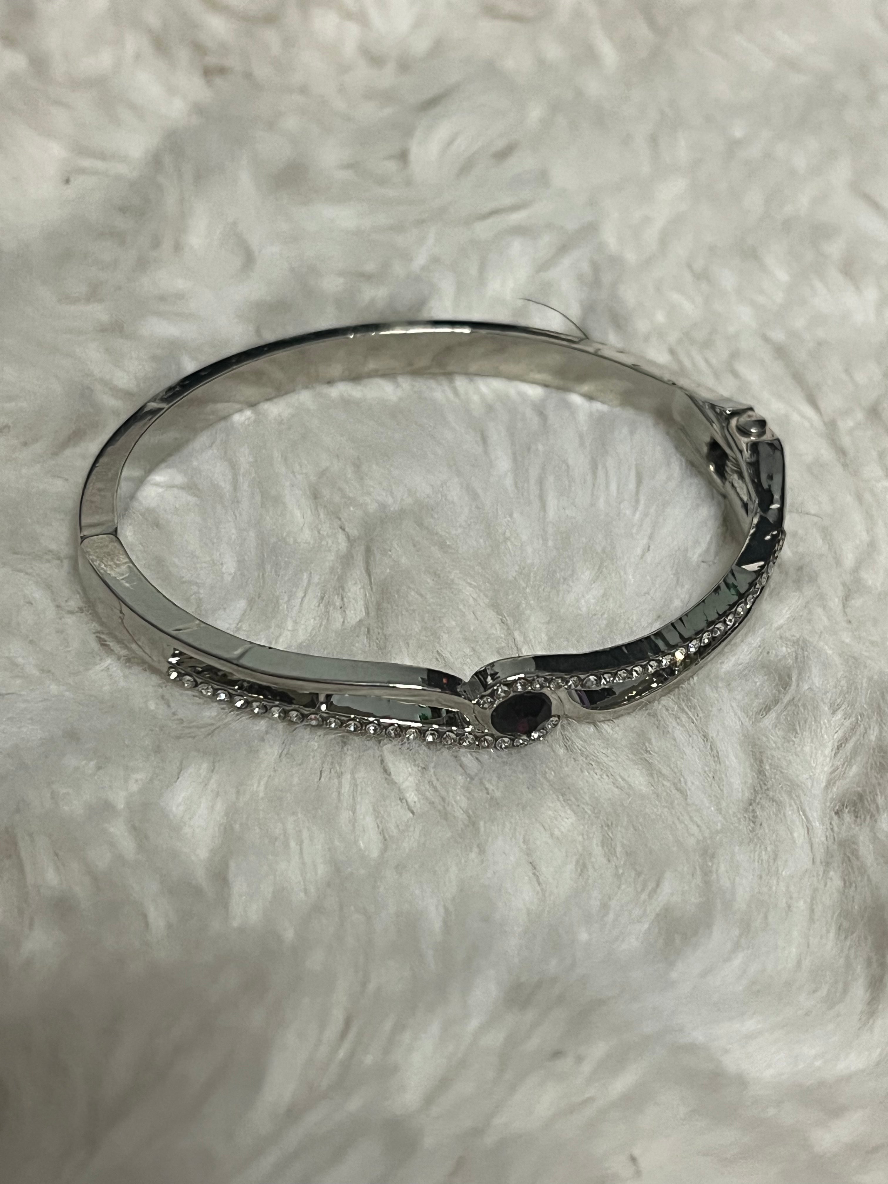 Top Shelf Shimmer Paparazzi Bracelet