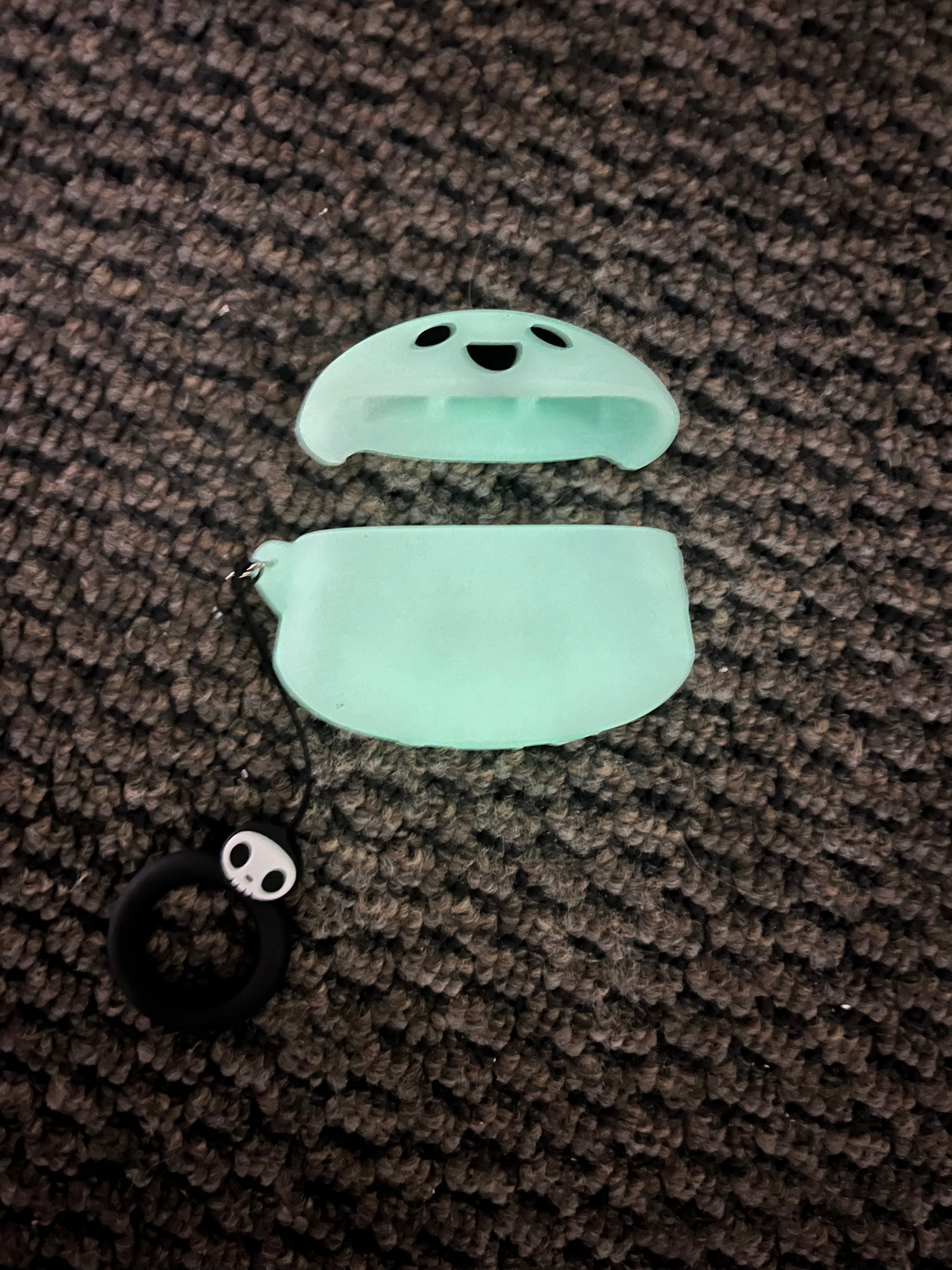 Ghost Airpod Pro Case